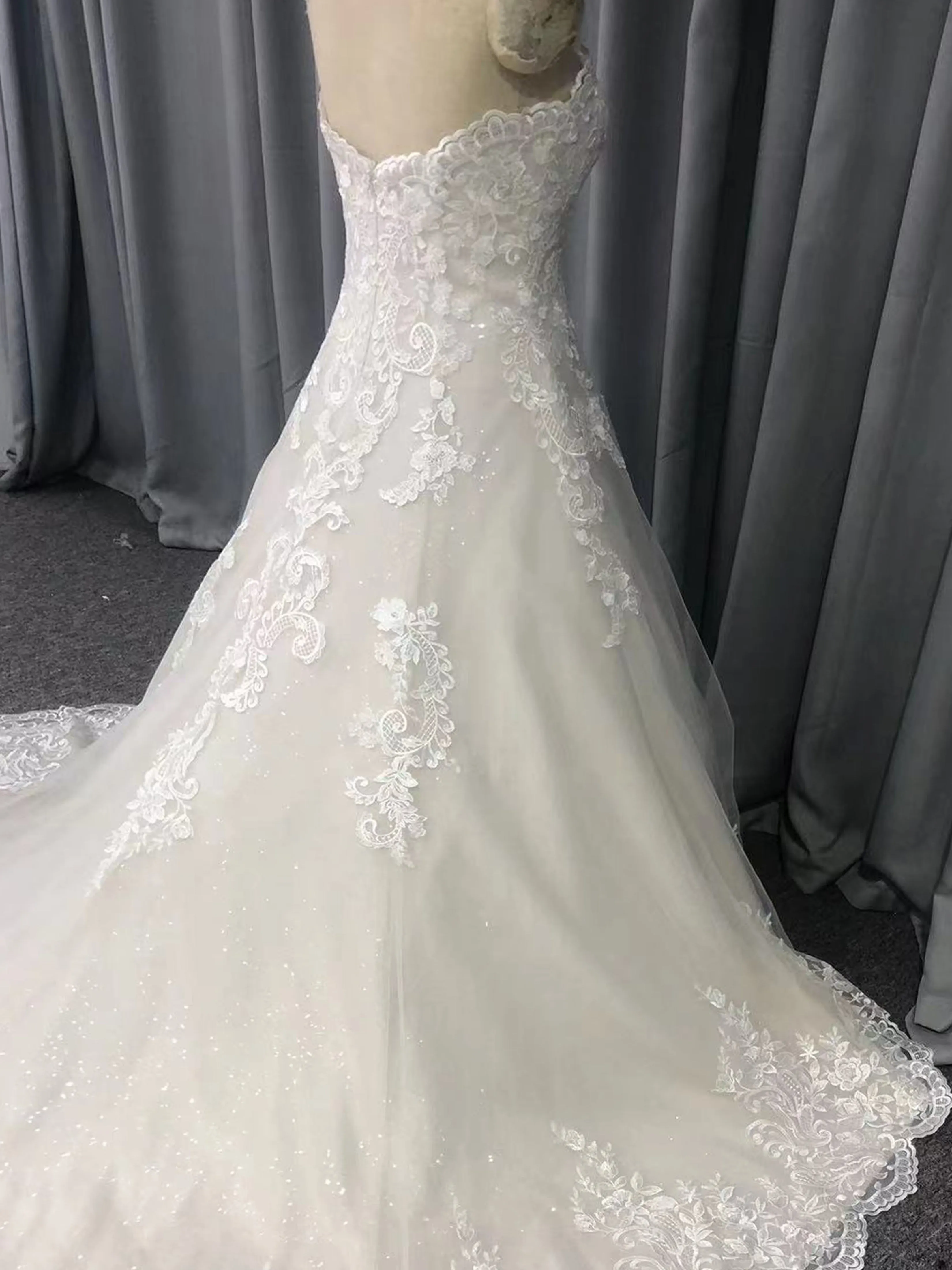 Cache cœur Dentelle&Tulle Robe de Mariée avec Traîne de balayage / pinceau