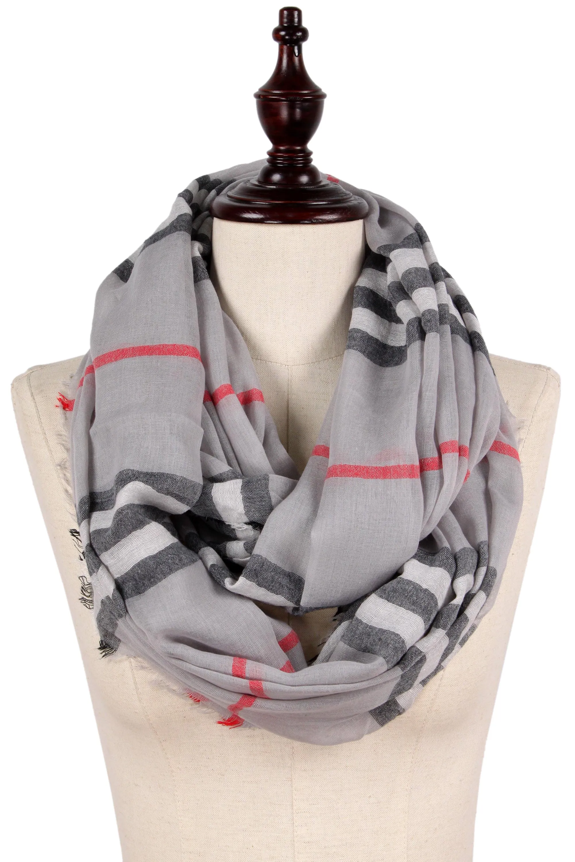 EAS8082 Plaid Frayed Infinity Scarf