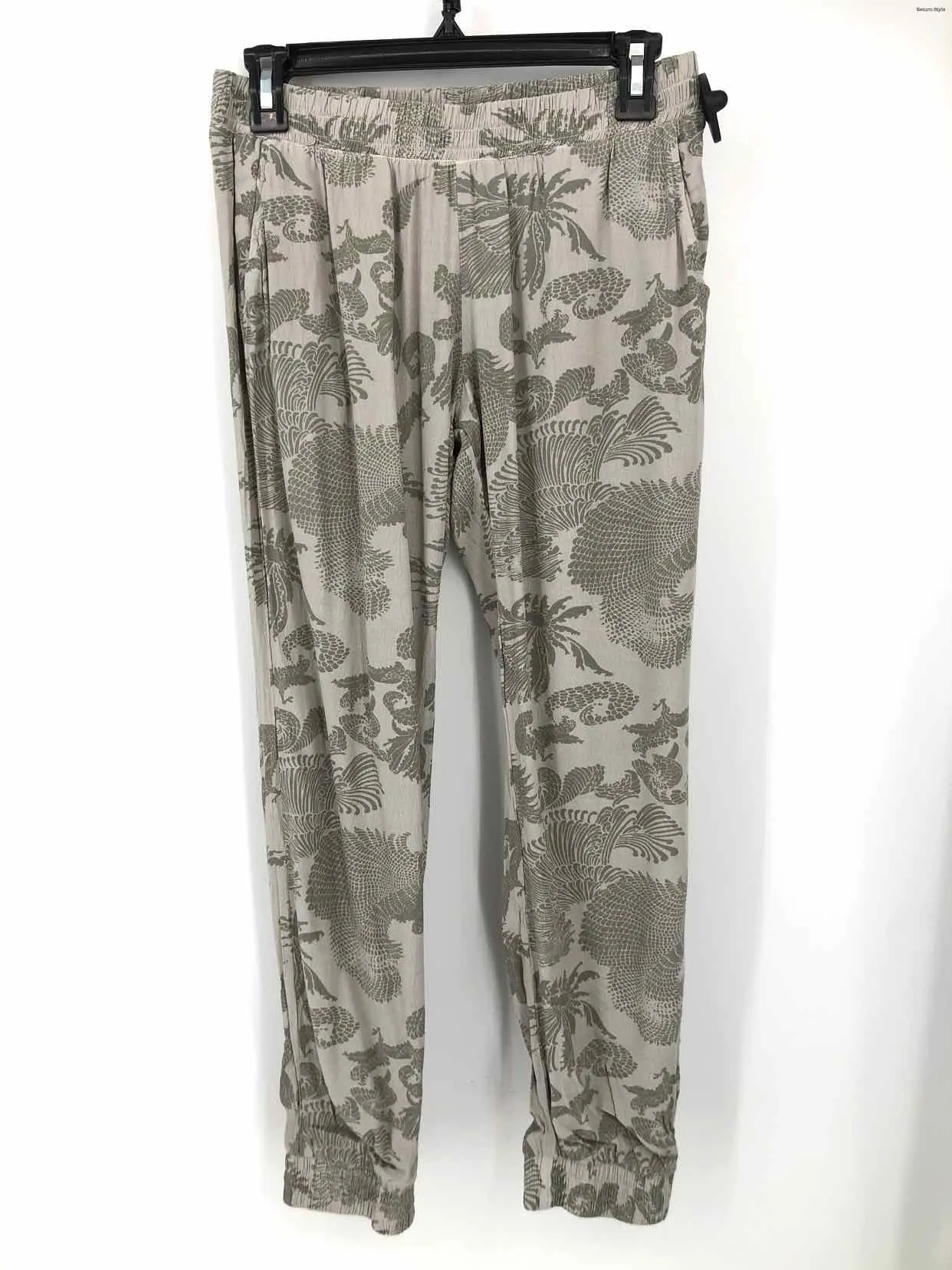 MONROW Gray Olive Print Jogger Size SMALL (S) Pants