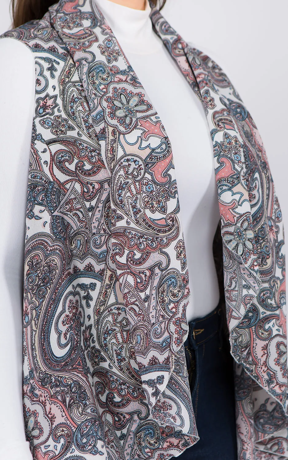 PN90B9P Plus Size Paisley Pattern Long Vest