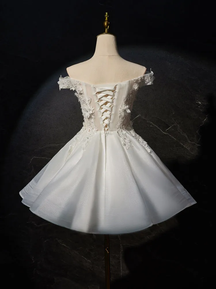 Robe de soirée en Organza Longueur Genou à Épaules Dénudées avec Appliques Florales 3D