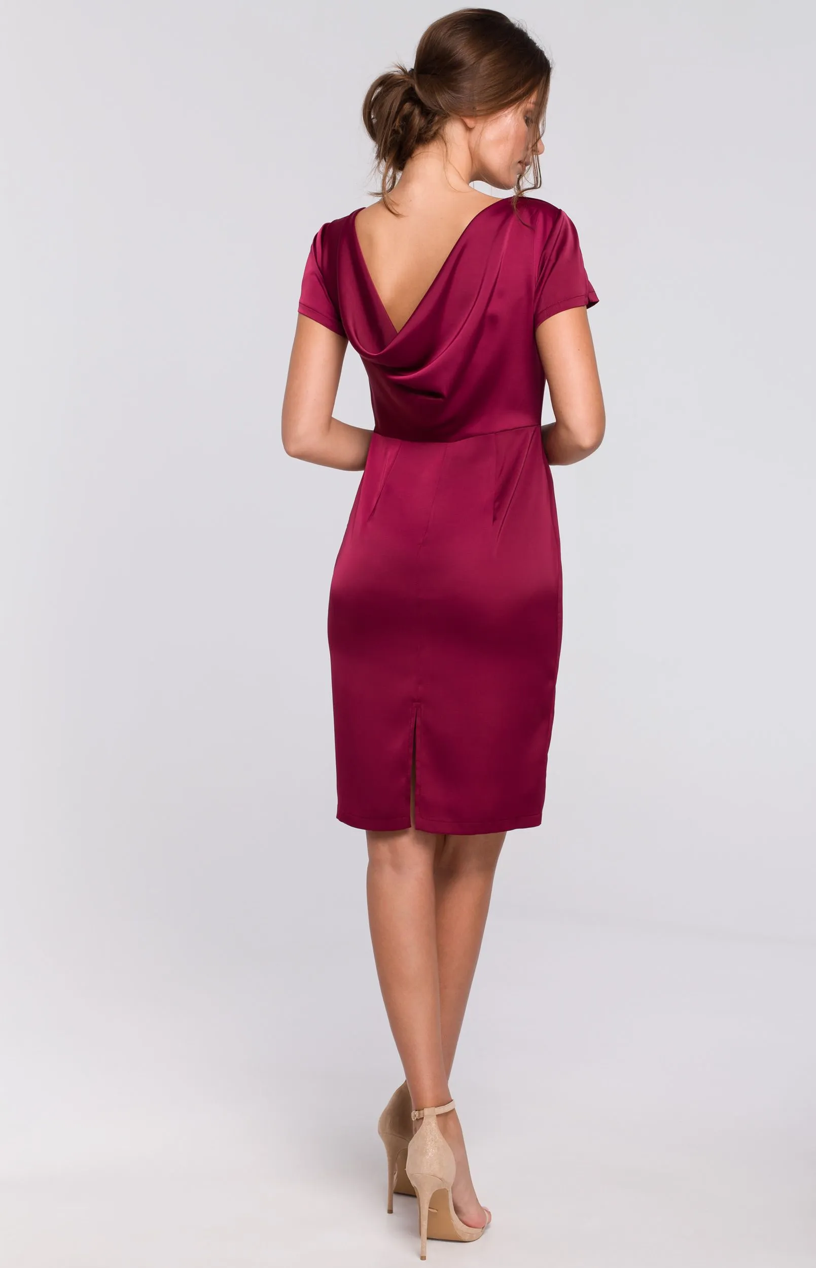 Robe fourreau satin bordeaux