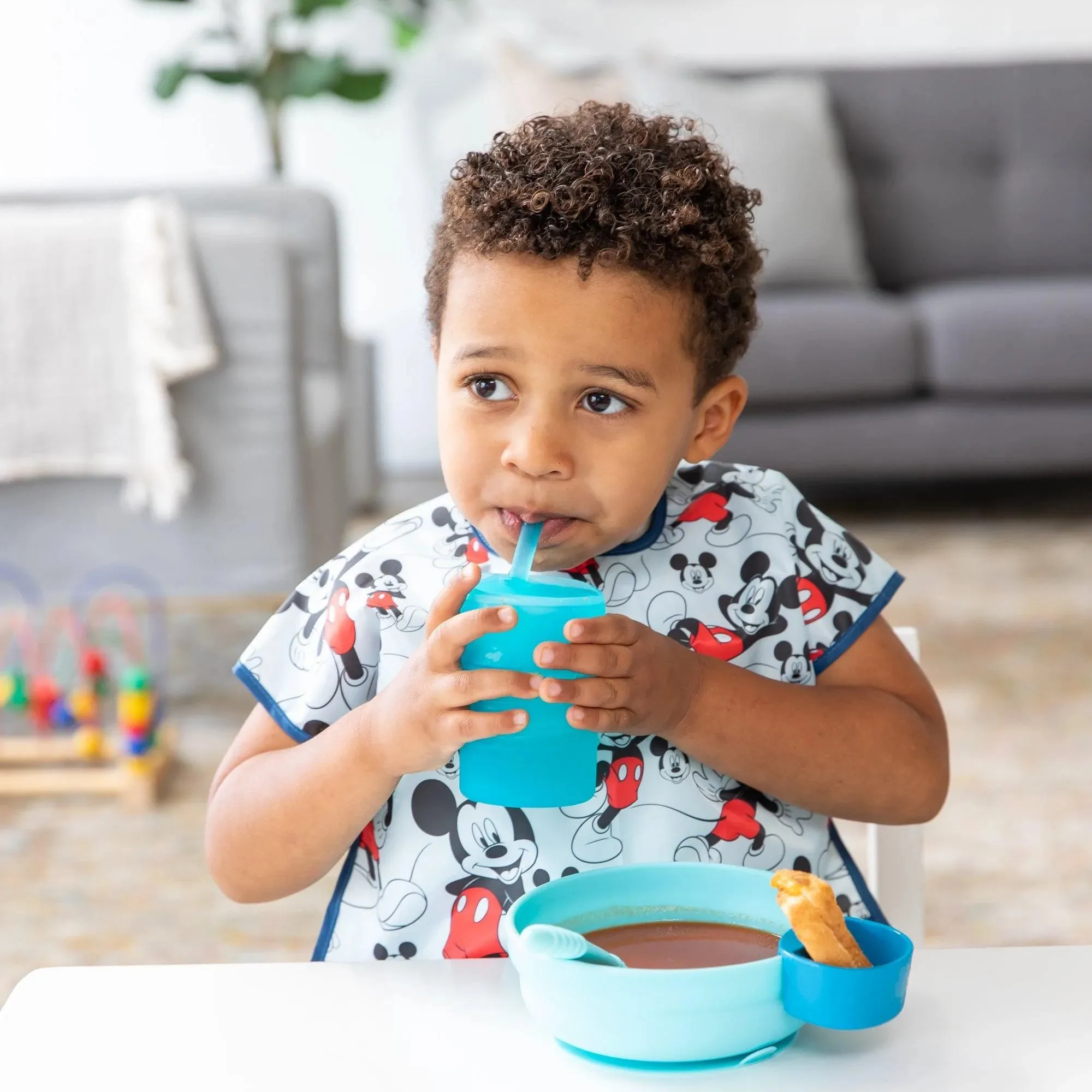 Silicone Straw Cup with Lid: Blue