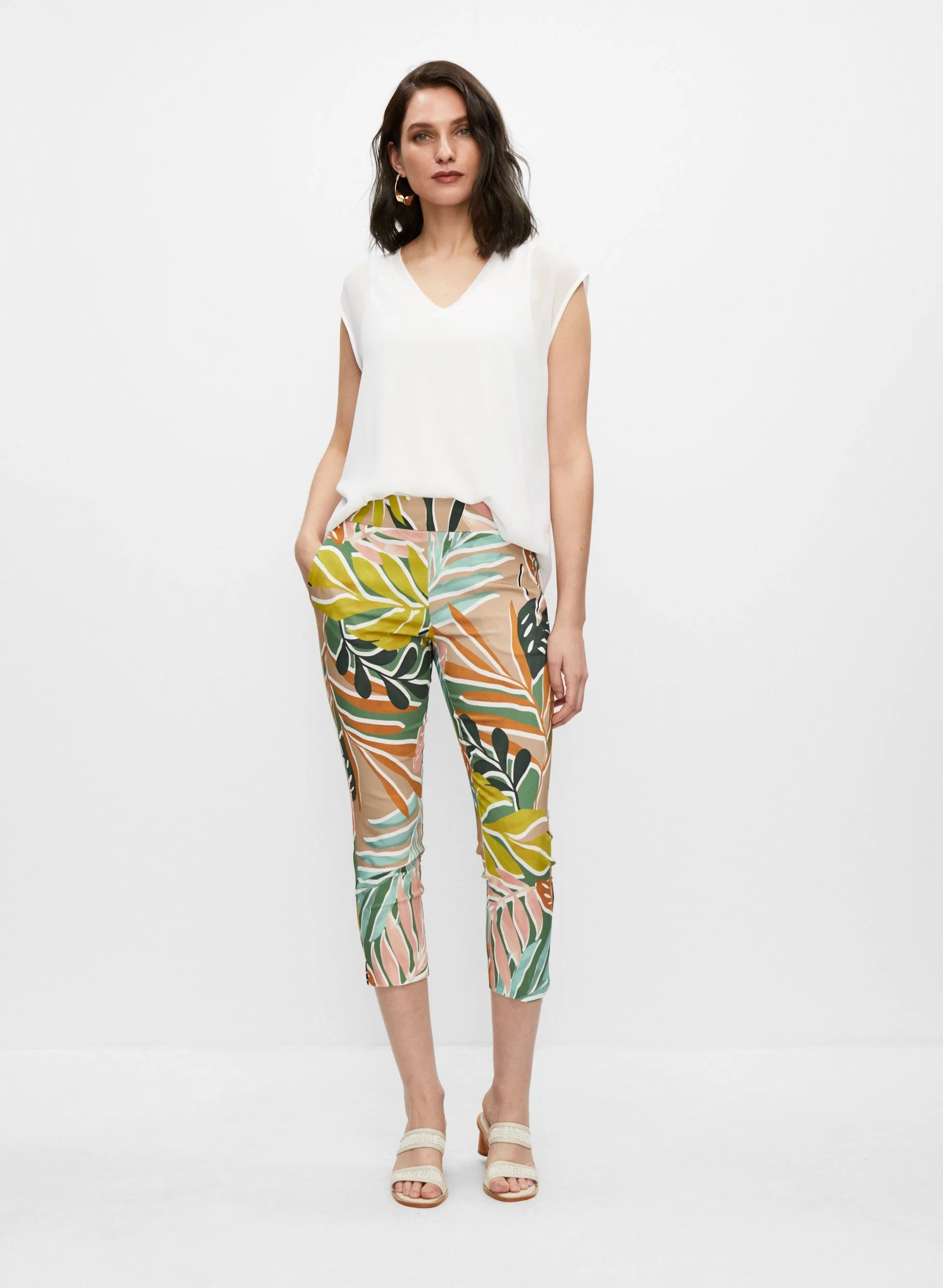 Tropical Print Capris